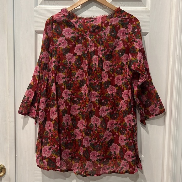 NWT NATURAL LIFE Floral Pintuck Placket Tunic - Picture 8 of 10